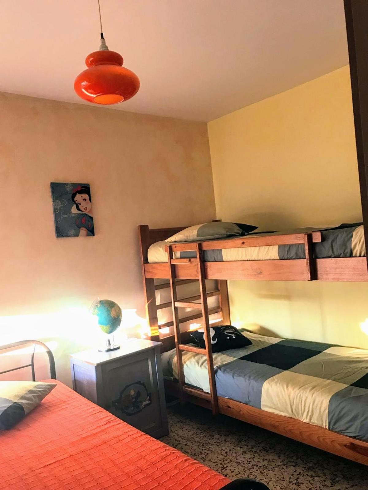 Casita La Paloma Bonita Del Pescador Hasta 5 Personas En El Casco Antiguo La Medina Centro Almeria Bajo Alcazaba Terraza Buena Vista Parking Privado Y Sabanas En Opcion Luaran gambar