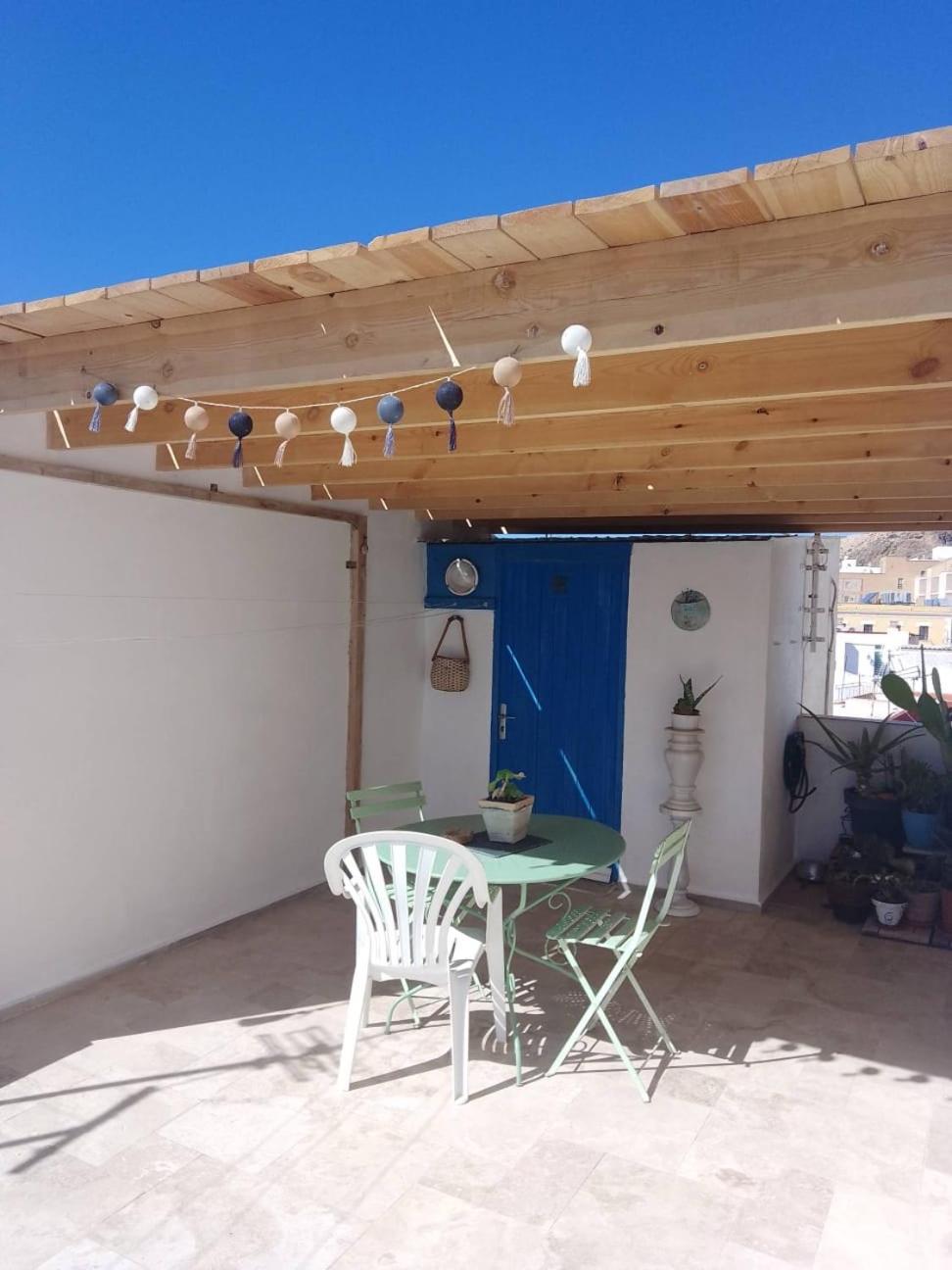 Casita La Paloma Bonita Del Pescador Hasta 5 Personas En El Casco Antiguo La Medina Centro Almeria Bajo Alcazaba Terraza Buena Vista Parking Privado Y Sabanas En Opcion Luaran gambar